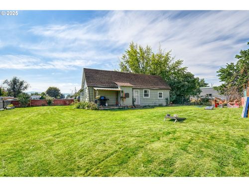 559 Sw Cedar St, Pilot Rock, OR, 97868-6717 | Card Image
