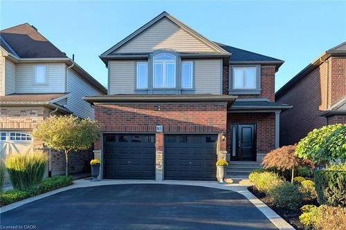 85 Carlson St, Stoney Creek, ON, L8J0B7 | Card Image