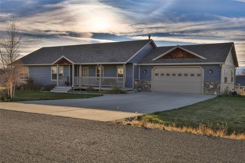 3250 Stillwell Dr, Helena, MT, 59602-3016 | Card Image