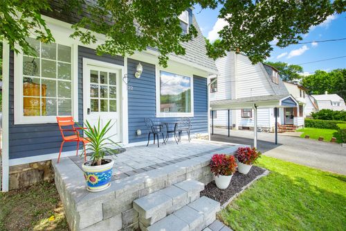 22 Circle Dr, Tuxedo Park, NY, 10987-4420 | Card Image