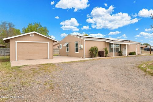 1440 W Road 3 N, Chino Valley, AZ, 86323-8220 | Card Image