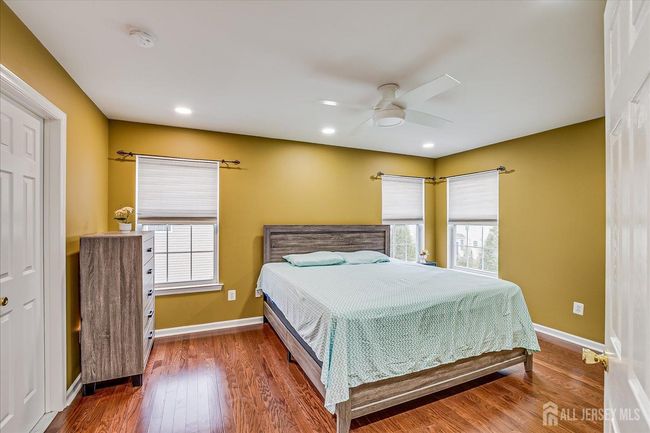 37 Keswick Rd, House other with 5 bedrooms, 3 bathrooms and null parking in East Windsor NJ | Image 26