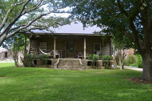 18076 Highway 3235, Galliano, LA, 70354-3640 | Card Image