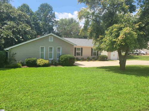 100 Hunters Trl, Greenville, SC, 29615-4025 | Card Image