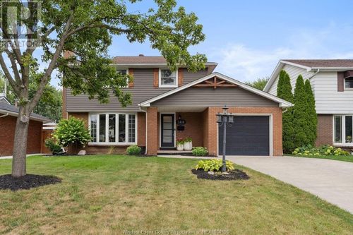 368 Betty Dr, Windsor, ON, N8S3W8 | Card Image