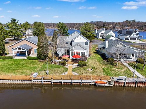 5383 Tonto Rd, Pentwater, MI, 49449-8914 | Card Image