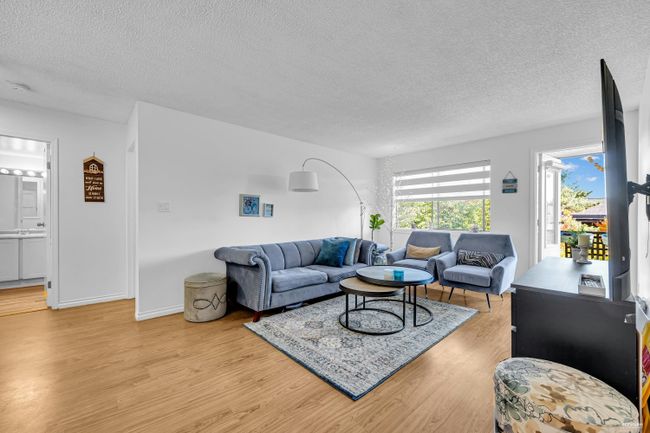 407 - 10680 151 A Street, Condo with 2 bedrooms, 1 bathrooms and 1 parking in Surrey BC | Image 8