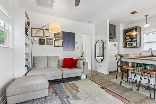 apt-b-4519 Avenue H Avenue, Austin, TX, 78751 | Card Image