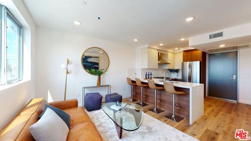 402-1143 Glenville Dr, LOS ANGELES, CA, 90035-1219 | Card Image