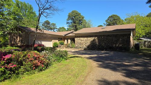 607 Old Post Rd, Russellville, AR, 72802-9047 | Card Image