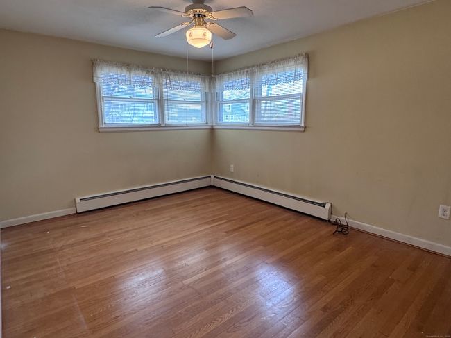 30 Chestnut Dr, House other with 3 bedrooms, 2 bathrooms and null parking in Windsor CT | Image 13