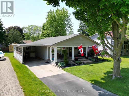 17 Louisa St, Bayfield, ON, N0M1G0 | Card Image