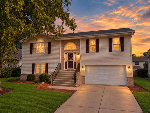 1602 Krame Dr, Crown Point, IN, 46307-8185 | Card Image