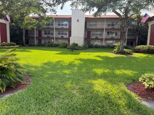 101k-100 Sw 132nd Way, Pembroke Pines, FL, 33027-1669 | Card Image