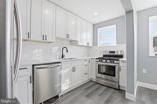 2634 S Daggett St, PHILADELPHIA, PA, 19142-2805 | Card Image