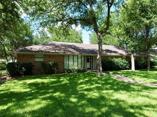 925 Kintner Dr, Graham, TX, 76450-4319 | Card Image
