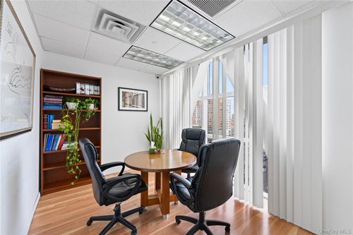 9b-136-33 37th Avenue, New York, NY, 11354 | Card Image