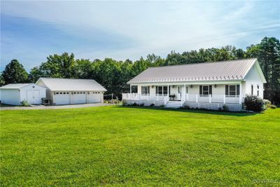 5212 Byrd Mill Road, House other with 3 bedrooms, 2 bathrooms and null parking in Louisa VA | Image 1