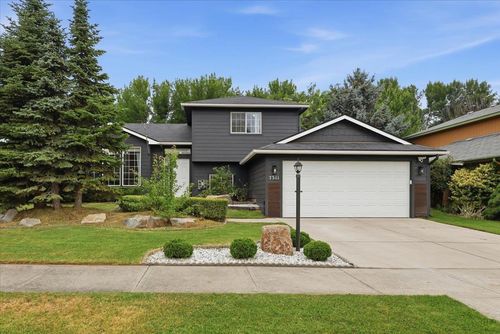 7311 N Perry St, Spokane, WA, 99217-8720 | Card Image