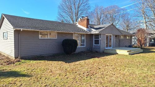 3730 S Sunnyfield Dr, Copley, OH, 44321-1944 | Card Image