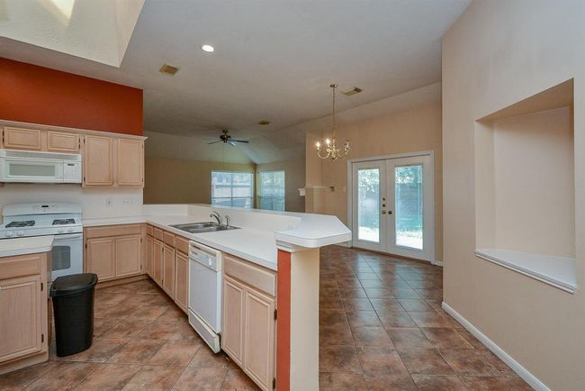 16902 Valley Palms Dr, House other with 4 bedrooms, 2 bathrooms and 2 parking in Spring TX | Image 14
