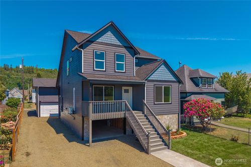 2511 Bay Ave, Hoquiam, WA, 98550-4021 | Card Image