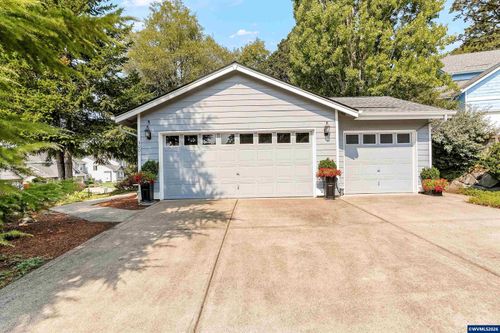 3001 Maplewood Ct, Philomath, OR, 97370-9299 | Card Image