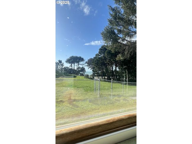 34112 Ophir Rd, House other with 3 bedrooms, 2 bathrooms and 2 parking in Gold Beach OR | Image 34