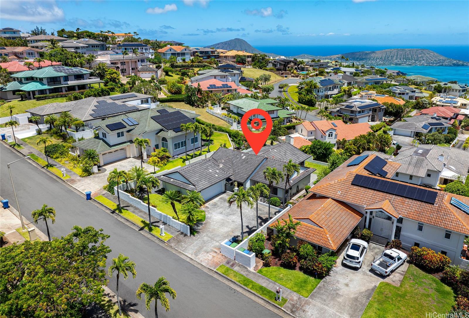 Ikena Cir, Honolulu, HI 96821
