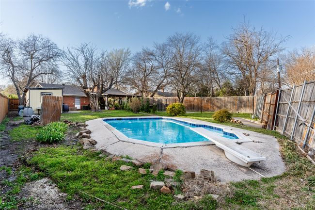 1306 N Floyd Rd, House other with 3 bedrooms, 2 bathrooms and null parking in Richardson TX | Image 15