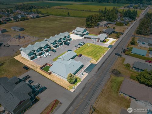 610 Mead Ave, Everson, WA, 98247-9708 | Card Image