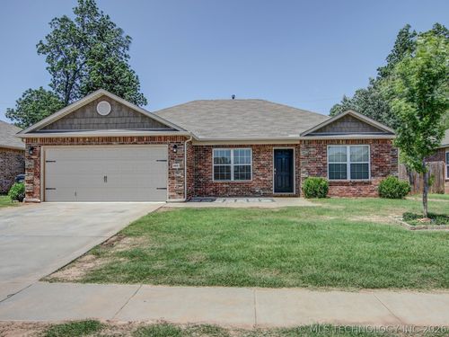 8605 E 126th Pl S, Bixby, OK, 74008-2939 | Card Image
