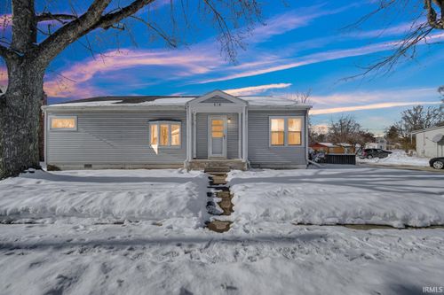 439 S Main St, Culver, IN, 46511-1731 | Card Image