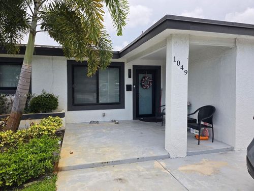 1049 Wyoming Ave, Fort Lauderdale, FL, 33312-2658 | Card Image