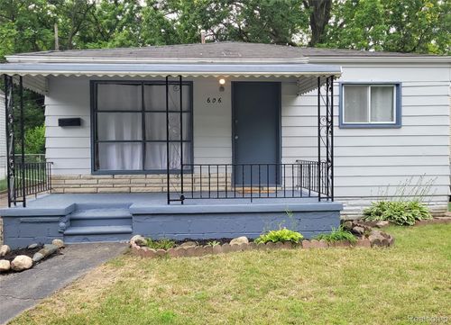 606 E Milton Ave, Hazel Park, MI, 48030-2580 | Card Image