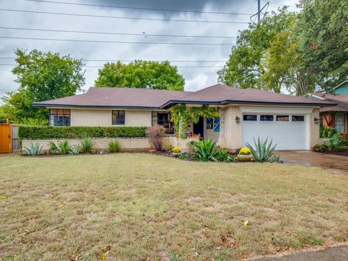 9753 Carnegie Dr, Dallas, TX, 75228-3605 | Card Image