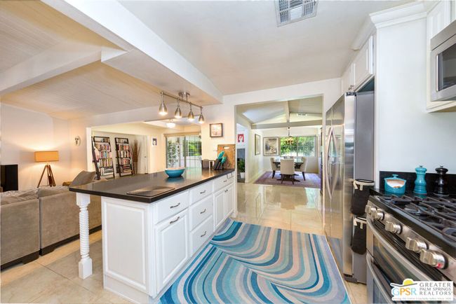 13613 Muscatine St, House other with 4 bedrooms, 3 bathrooms and 4 parking in Pacoima CA | Image 7