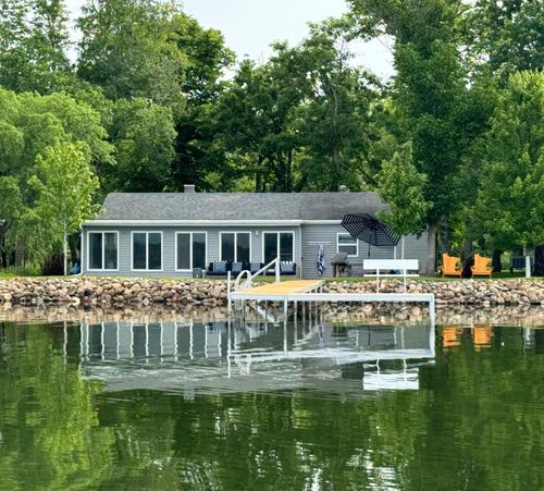 11486 Ravenswood Beach Rd, Detroit Lakes, MN, 56501-7229 | Card Image