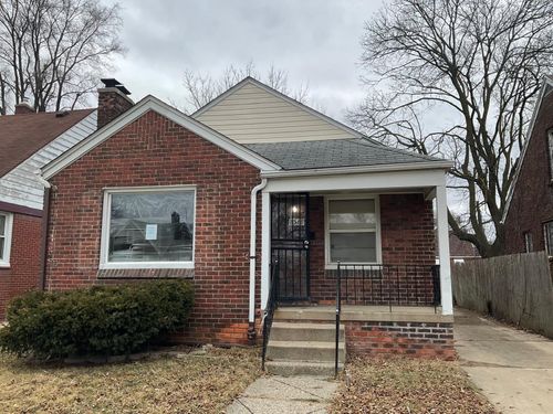 8518 Sussex St, Detroit, MI, 48228-2251 | Card Image