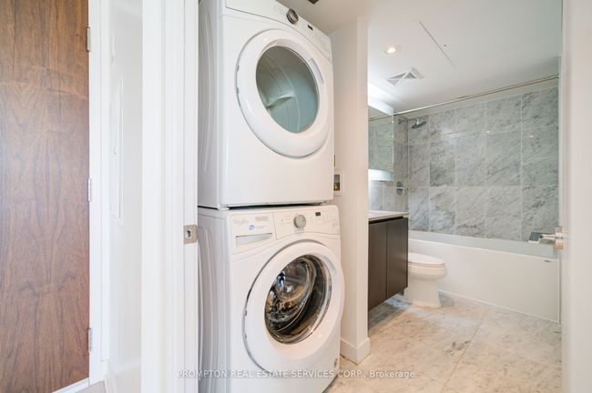 1205 - 80 Queens Wharf Rd, Condo with 1 bedrooms, 1 bathrooms and 1 parking in Toronto ON | Image 10