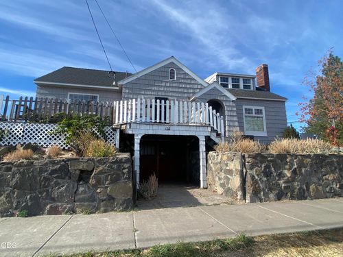 535 Lincoln St, Klamath Falls, OR, 97601-3050 | Card Image