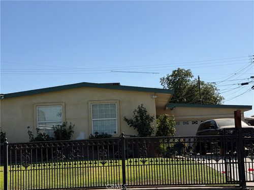 2601 Dore Dr, Bakersfield, CA, 93304-5807 | Card Image