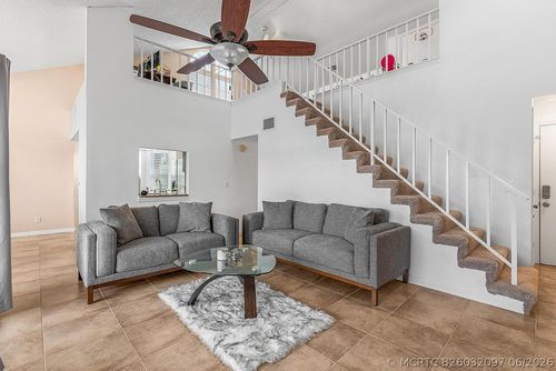 6-1965 Westminster Cir, Vero Beach, FL, 32966-8021 | Card Image