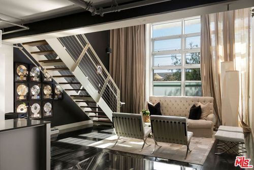 109-510 S Hewitt Street, Los Angeles, CA, 90013 | Card Image
