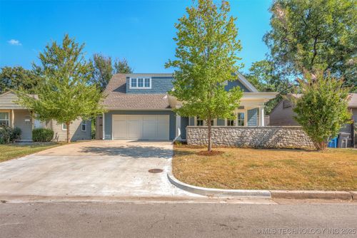 4745 Boston Pl, Tulsa, OK, 74105-4417 | Card Image