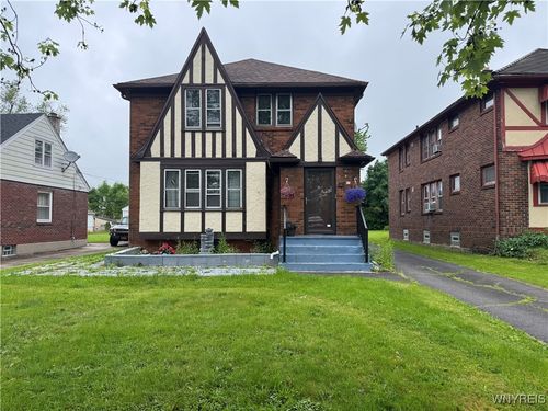 81 Concord Dr, Cheektowaga, NY, 14215-1905 | Card Image