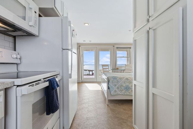 496ShoreRdU10-28 | Image 13