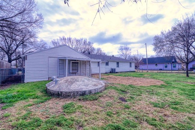 516 S Church St, House other with 3 bedrooms, 2 bathrooms and null parking in Pilot Point TX | Image 33