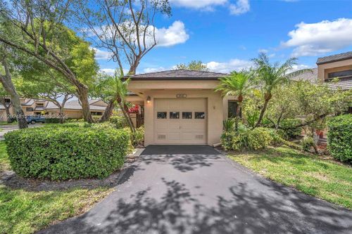 9347 N Chelsea Dr N, Plantation, FL, 33324 | Card Image