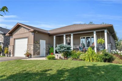 117 Tuffy Macdougall Crt, House other with 3 bedrooms, 2 bathrooms and 5 parking in Harriston ON | Image 2